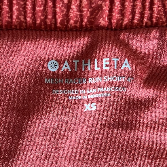 Athleta Mesh Racer Run Shorts 4” Size XS - Picture 11 of 11